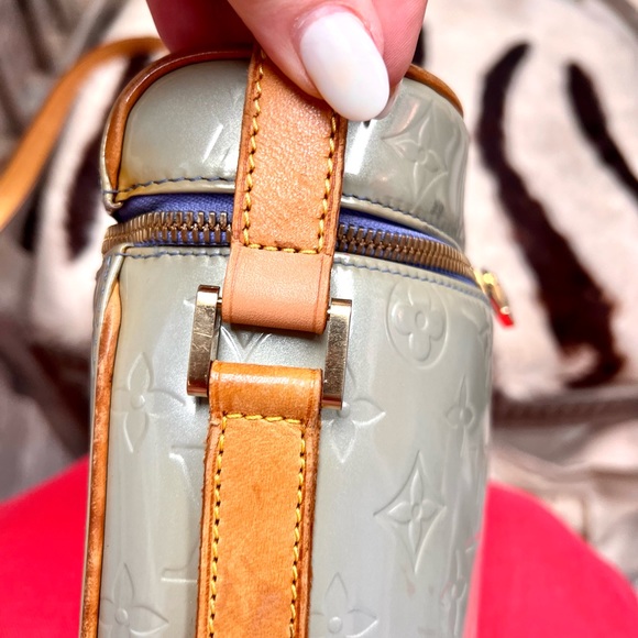 Authentic Louis Vuitton Vernis Blue Patent Leather - Picture 9 of 10